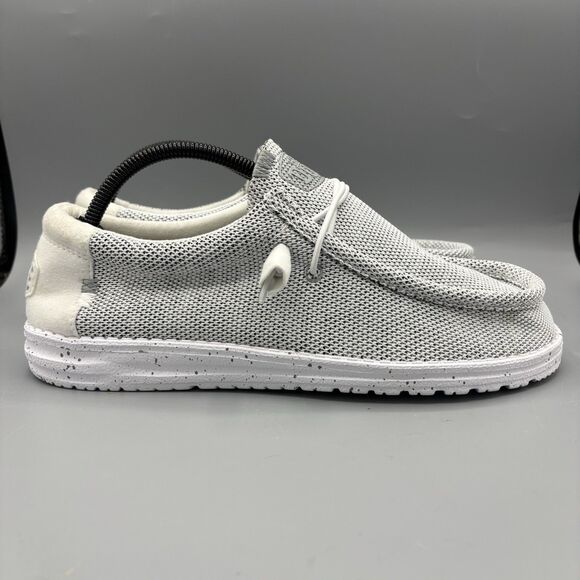 Hey Dude Loafers Wally Sox Wide Stone White Slip On Mens Size 9 L11 - Picture 1 of 10